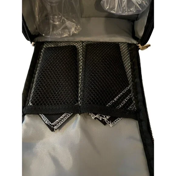 Wine Picnic Tote Insulated Set w Glasses Opener Napkins Cork New Gift New - Picture 3 of 9